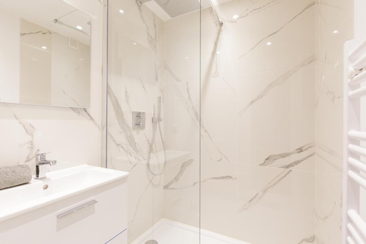Suite 118 - Piscine - 50 Metres Plage - Terrasse - Clim - Wifi Cannes Eksteriør billede